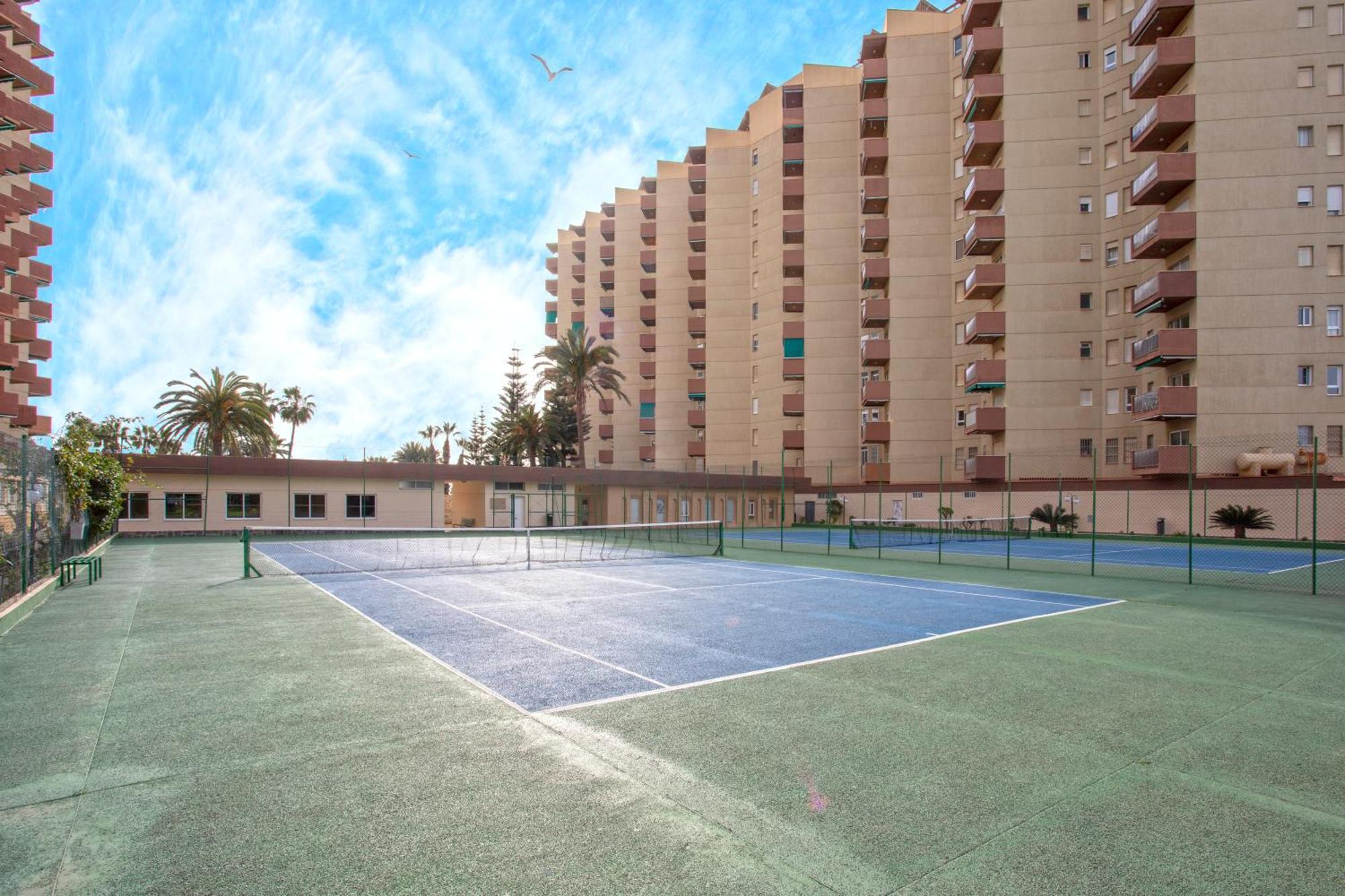 1003 - Seafront Apartment On El Paseo - Air Conditionning - Wi-Fi - Smart Tv Almunecar Exterior photo